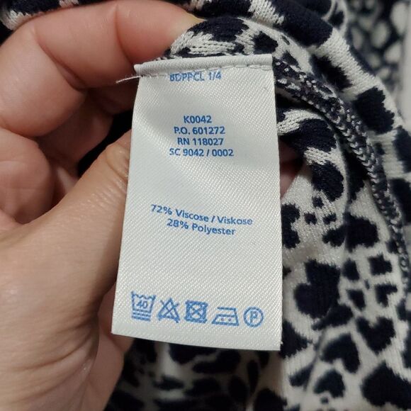 Boden Black and White Sweater Dress with Heart Floral Pattern - Picture 9 of 13